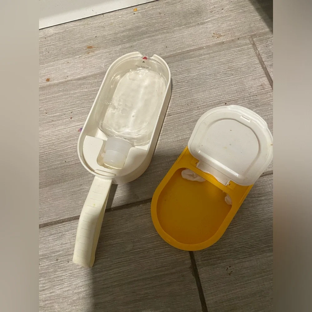 Portable Dog Water Bottle with Food Container – Leakproof Travel Pet Feeder